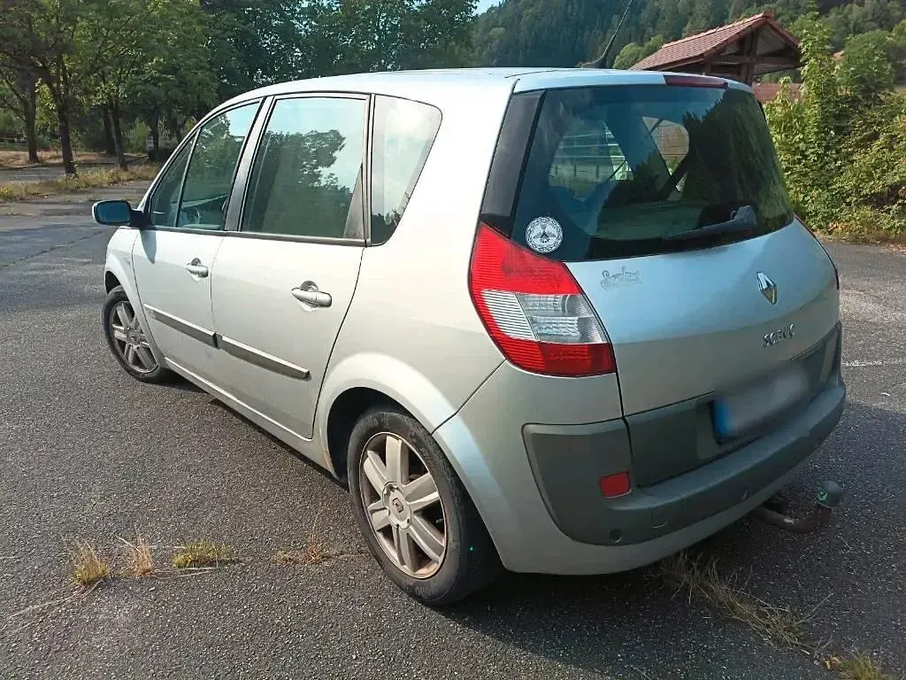 Gebraucht Renault Mégane GrandTour 113 PS (83 kW) 2005 Silber Kombi