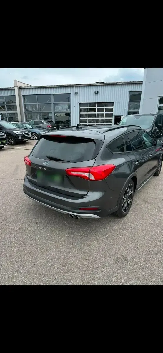 Gebraucht Ford Focus Active 150 PS (110 kW) 2021 Grau Kombi
