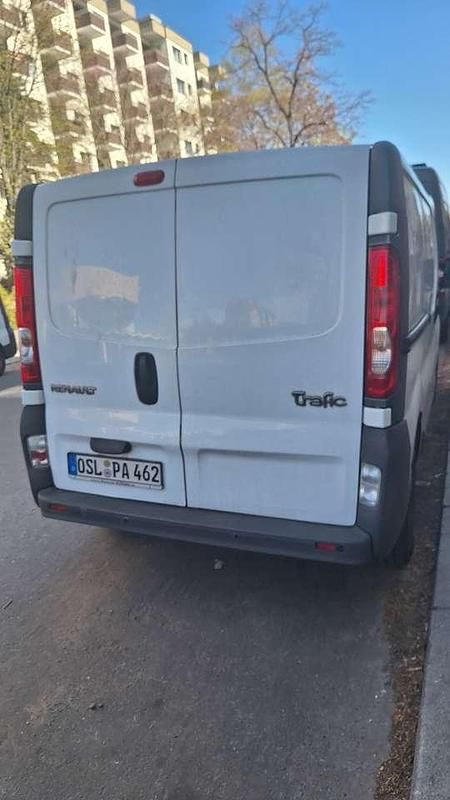 Gebraucht Renault Trafic 90 PS (66 kW) 2012 Weiß Van / Kleinbus