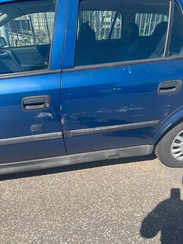 Gebraucht Opel Astra 116 PS (85 kW) 2002 Blau Kombi