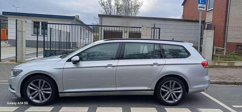 Gebraucht VW Passat Trendline 125 PS (91 kW) 2015 Reflexsilber metallic Kombi