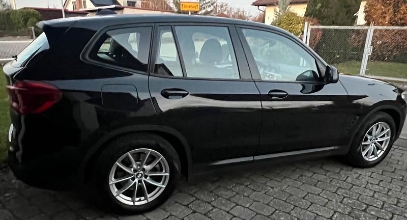 Second-hand BMW X3 190 CP (139 kW) 2019 Negru SUV