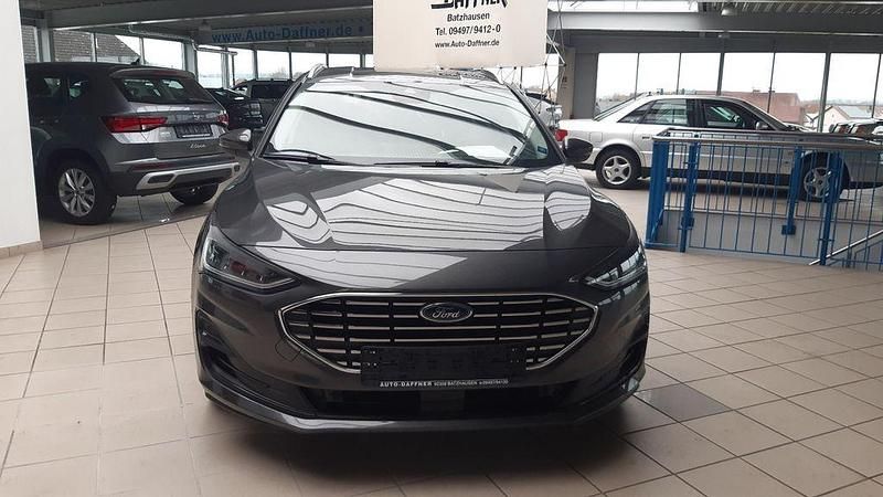 Gebraucht Ford Focus 155 PS (114 kW) 2022 Grau Limousine
