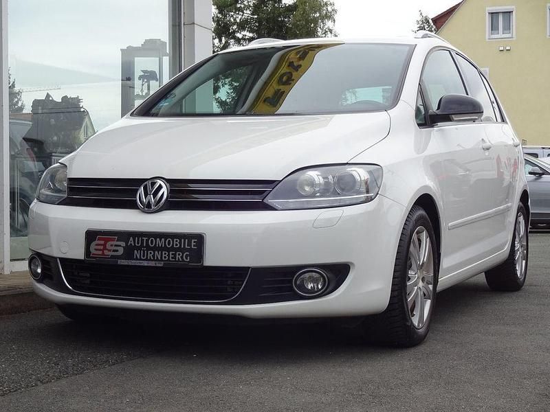 Weiß Gebraucht 2011 VW Golf Plus Cross Style Van / Kleinbus | 6.980 € (Fairer Preis) - Bild 1/4