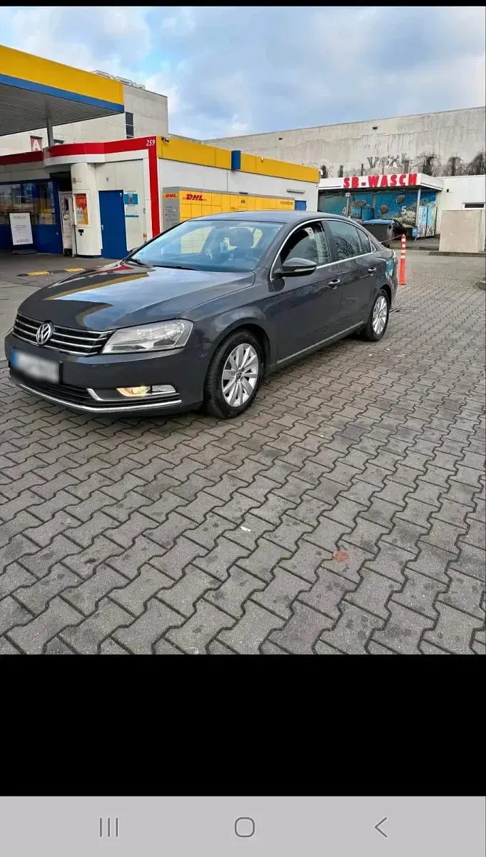 Usata VW Passat 160 CV (117 kW) 2011 Grigio Berlina