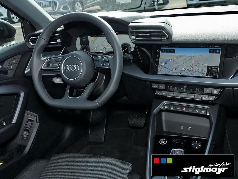 Gebraucht Audi A3 Sport 204 PS (150 kW) 2025 Manhattangrau metallic Limousine