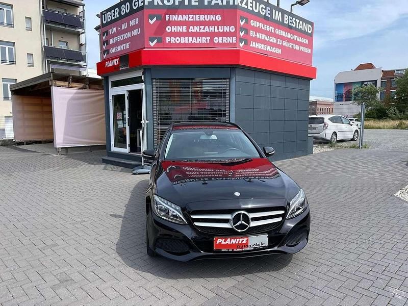 Schwarz Gebraucht 2015 Mercedes C200 Kombi | 19.899 € (Fairer Preis) - Bild 1/4