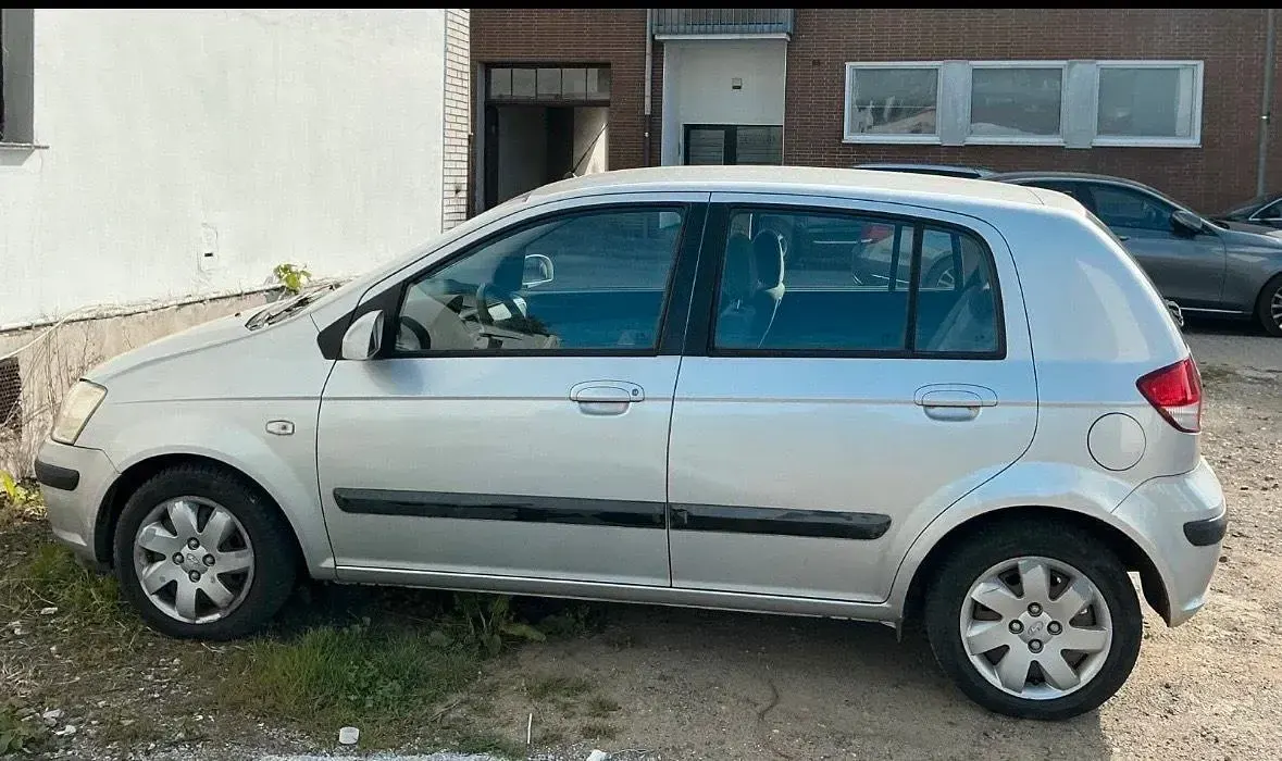Gebraucht Hyundai Getz 63 PS (46 kW) 2004 Grau Kleinwagen