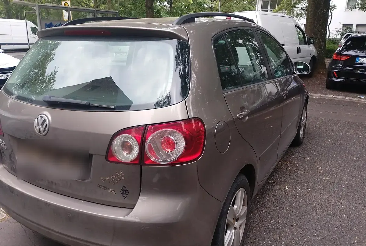 Gebraucht VW Golf VI 80 PS (58 kW) 2010 Kleinwagen