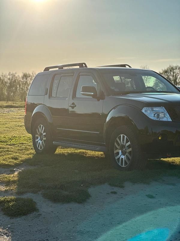 Gebraucht Nissan Pathfinder 190 PS (139 kW) 2014 Schwarz SUV