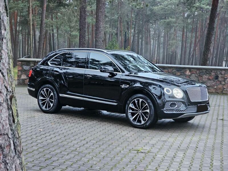 Schwarz Gebraucht 2018 Bentley Bentayga SUV | 79.900 € - Bild 1/4