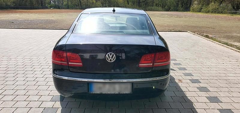 Second-hand VW Phaeton 237 CP (174 kW) 2011 Negru Berlinǎ