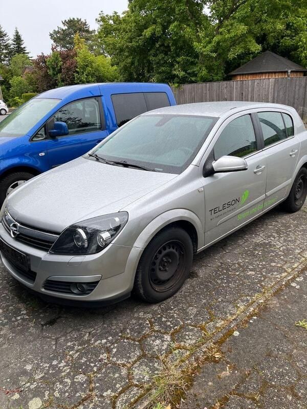 Grau Gebraucht 2004 Opel Astra Cosmo Kombi | 1.900 € (Fairer Preis) - Bild 1/4