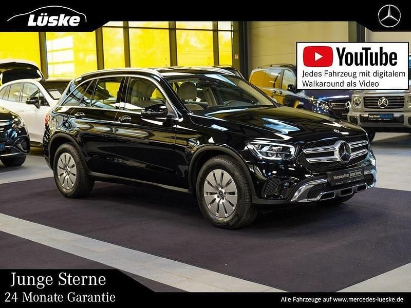 Unilack schwarz Gebraucht 2022 Mercedes GLC200 SUV | 39.900 € (Guter Preis) - Bild 1/4