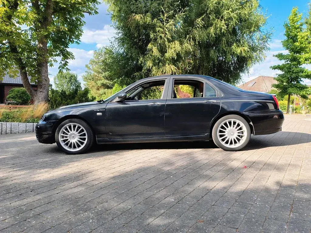 Gebraucht MG ZT 190 PS (139 kW) 2004 Schwarz Limousine