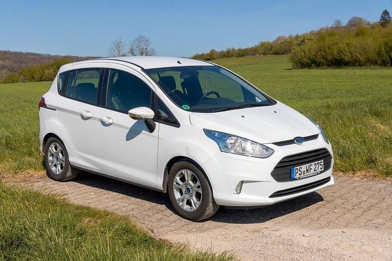 Weiß Gebraucht 2014 Ford B-MAX Ambiente Van / Kleinbus | 3.199 € (Superpreis) - Bild 1/4