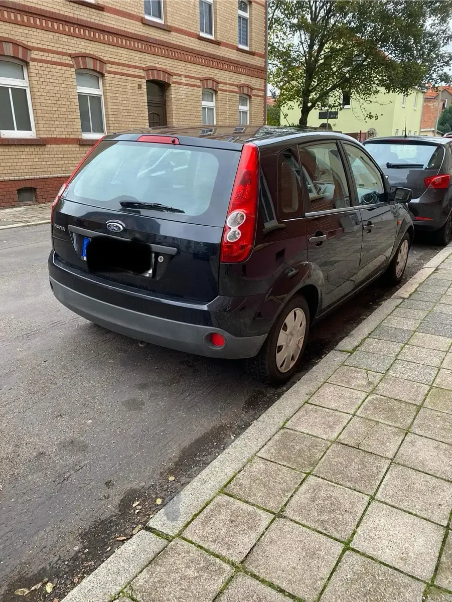 Gebraucht Ford Fiesta 69 PS (50 kW) 2006 Schwarz Kleinwagen