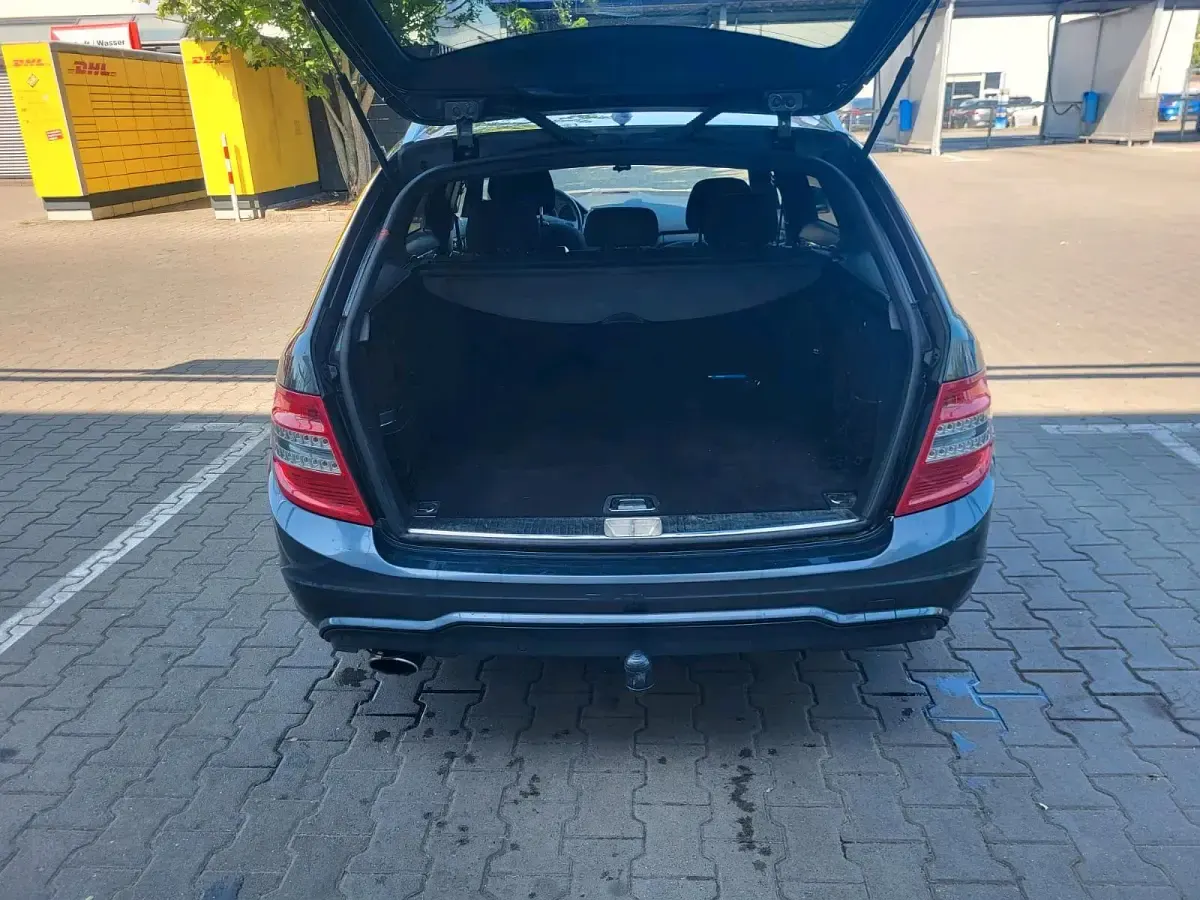 Gebraucht Mercedes C250 AMG 204 PS (150 kW) 2009 Grau Kombi