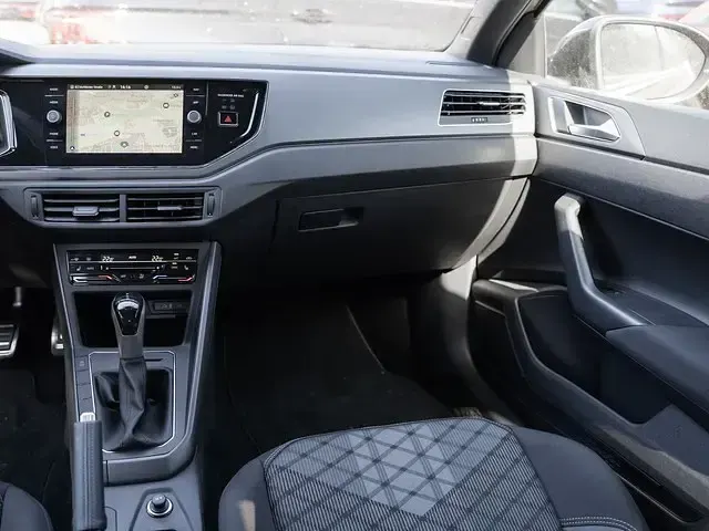 Gebraucht VW Taigo Style 110 PS (80 kW) 2024 Visual green metallic schwarz SUV