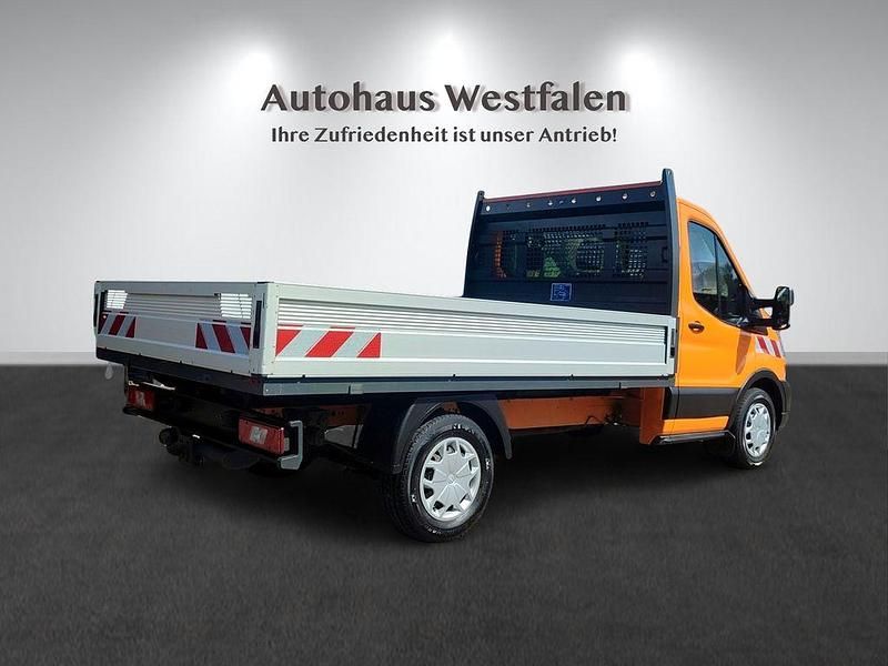 Gebraucht Ford Transit Trend 131 PS (96 kW) 2021 Orange Van / Kleinbus