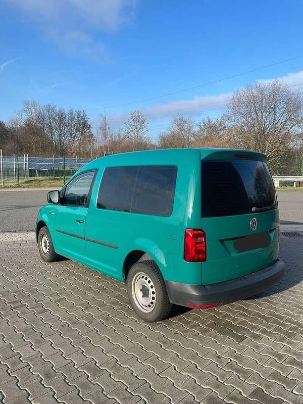 Usata VW Caddy 75 CV (55 kW) 2018 Monovolume