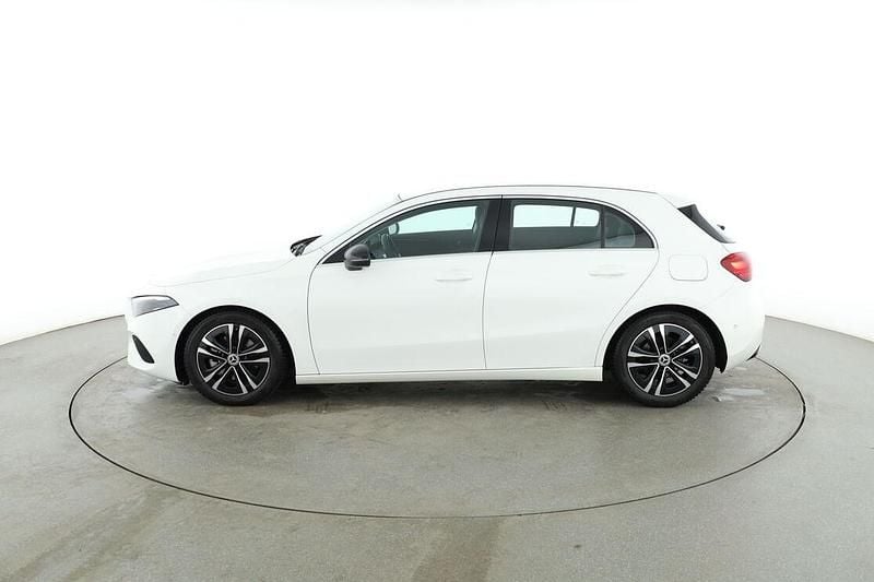 Gebraucht Mercedes A180 Progressive 136 PS (100 kW) 2024 Weiß Limousine