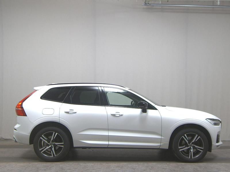 Weiss Gebraucht 2021 Volvo XC60 Inscription SUV | 30.980 € (Guter Preis) - Bild 1/4