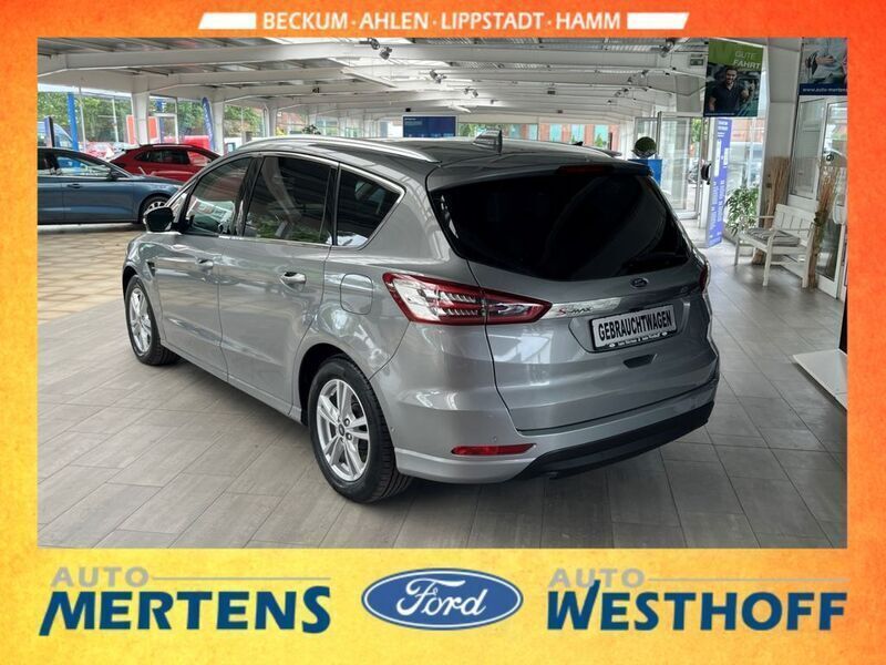 Gebraucht Ford S-MAX Titanium 150 PS (110 kW) 2021 Silber Van / Kleinbus