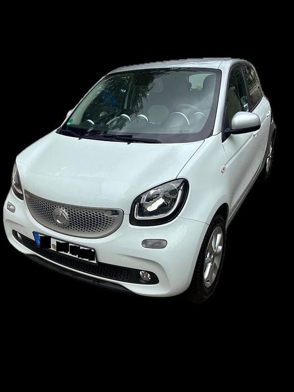 Weiß Gebraucht 2014 Smart ForFour Passion Kleinwagen | 4.900 € (Guter Preis) - Bild 1/4