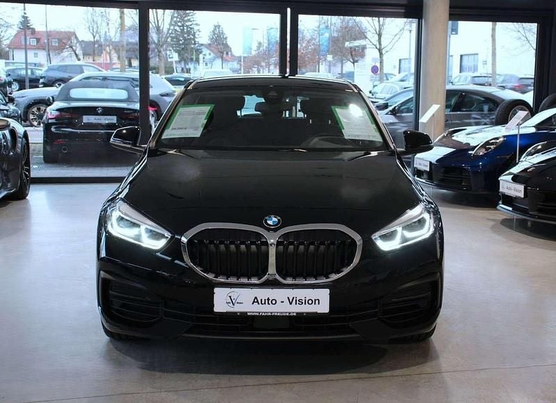 Gebraucht BMW 120 Advantage 178 PS (130 kW) 2022 Schwarz Kleinwagen