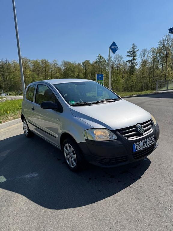 Second-hand VW Fox 75 CP (55 kW) 2007 Gri Hatchback