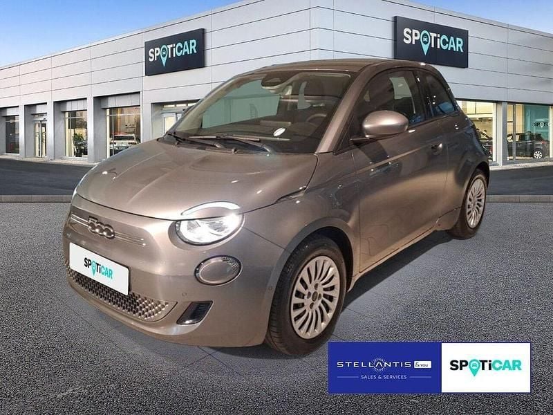 Grau Gebraucht 2023 Fiat 500e Kleinwagen | 19.980 € (Guter Preis) - Bild 1/4