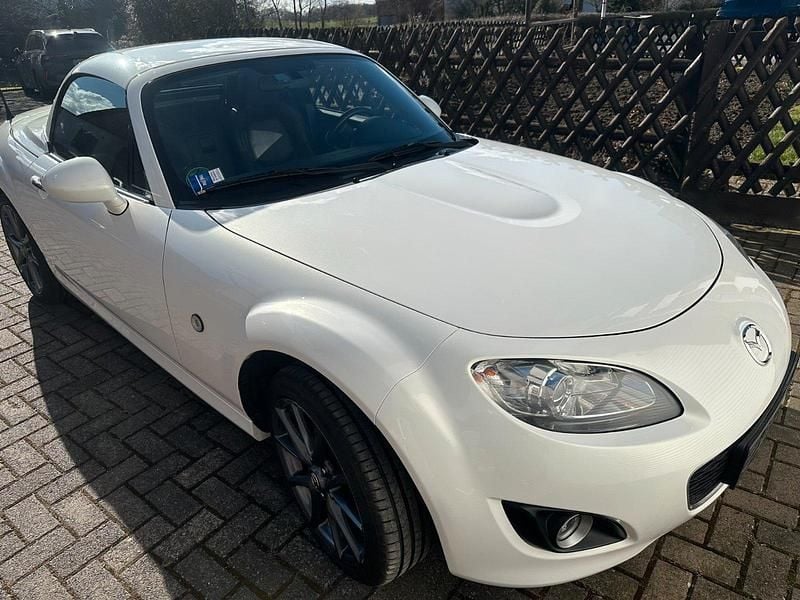 Gebraucht Mazda MX5 126 PS (92 kW) 2012 Weiß Cabrio