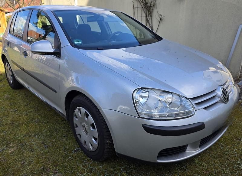 Gebraucht VW Golf V 102 PS (75 kW) 2006 Silber Kleinwagen