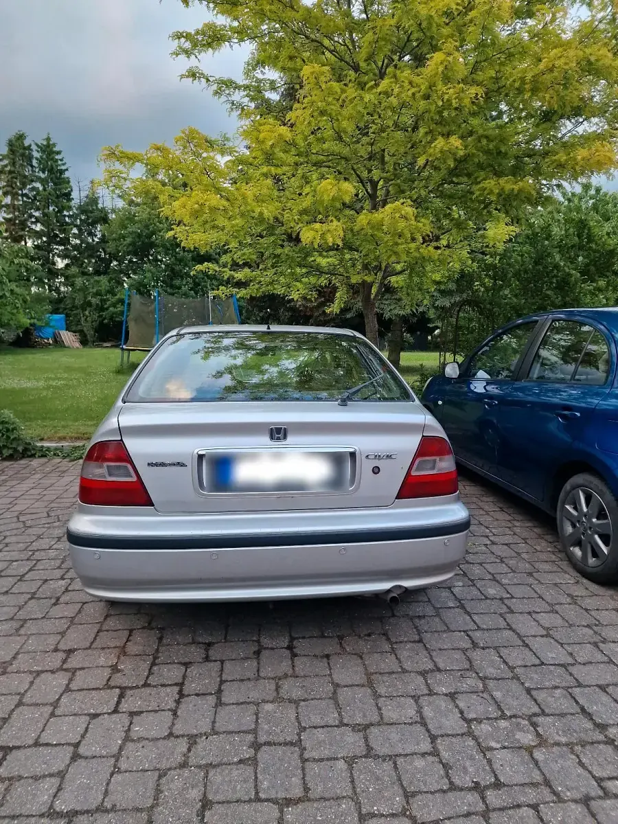 Gebraucht Honda Civic 90 PS (66 kW) 2003 Silber Limousine