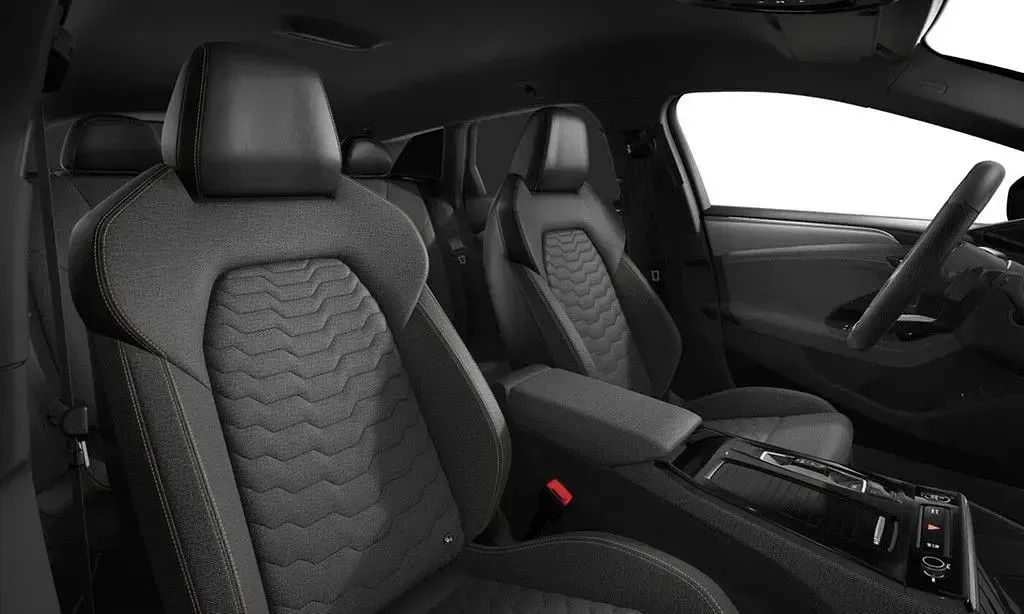 Gebraucht Audi A6 e-tron S-Line 280 kW (381 PS) 2025 Grau Kombi
