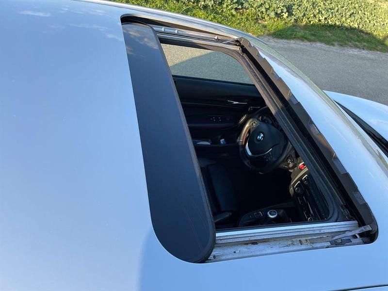 Gebraucht BMW 125 Sport Line 218 PS (160 kW) 2012 Silber Kleinwagen