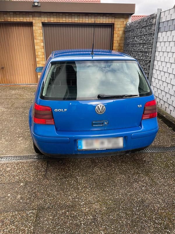 Gebraucht VW Golf IV 101 PS (74 kW) 1998 Blau Kleinwagen