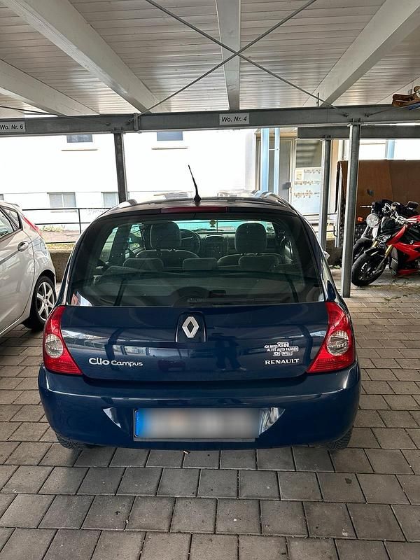 Blau Gebraucht 2006 Renault Clio II Kleinwagen | 750 € (Guter Preis) - Bild 1/4