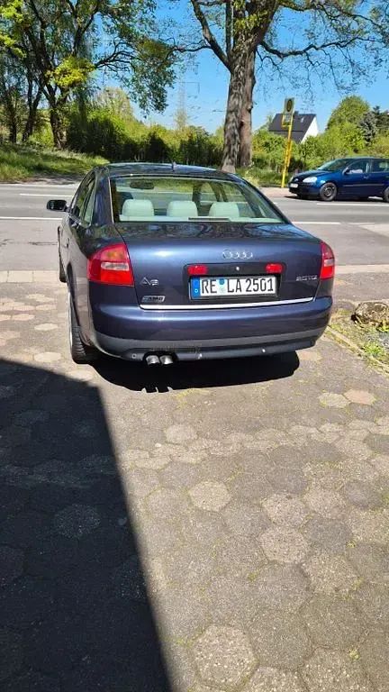 Używany Audi A6 Performance 155 KM (114 kW) 2002 Niebieski Sedan/Limuzyna