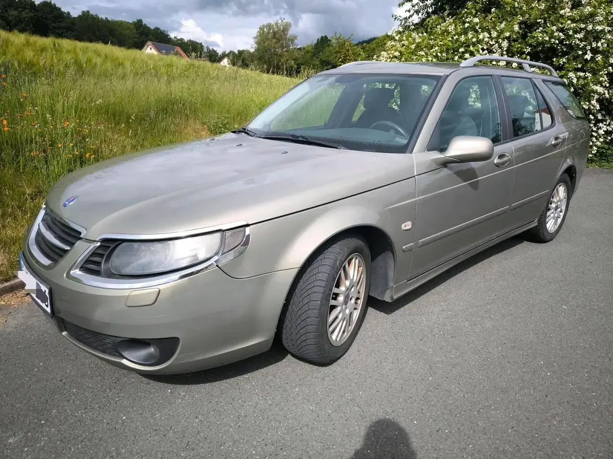 Gebraucht Saab 9-5 Vector 175 PS (128 kW) 2008 Gold Kombi