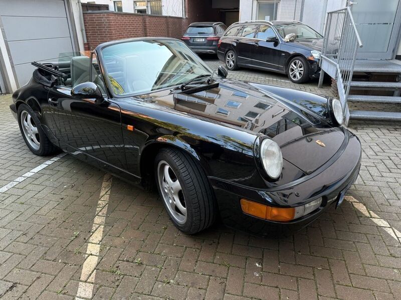 Schwarz Gebraucht 1992 Porsche 911 Carrera 4 Cabriolet Cabrio | 69.900 € - Bild 1/4