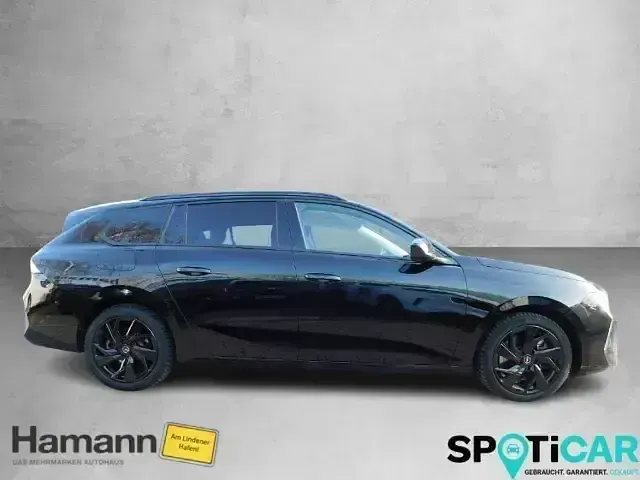 Używany Opel Astra 181 KM (133 kW) 2024 Czarny Kombi