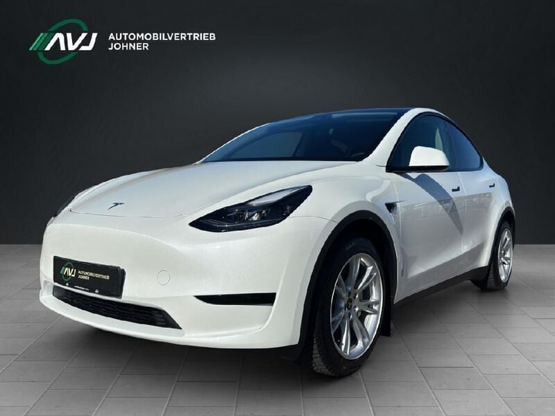 Andere Gebraucht 2024 Tesla Model Y SUV | 33.890 € (Guter Preis) - Bild 1/2