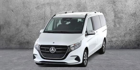 Weiß Gebraucht 2024 Mercedes V220 Van / Kleinbus | 54.890 € (Teuer) - Bild 1/4