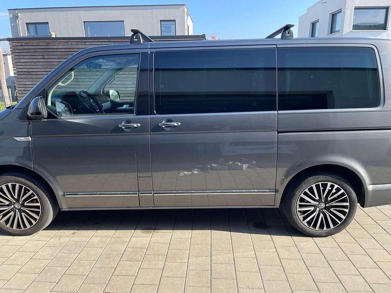 Gebraucht VW Multivan Highline 150 PS (110 kW) 2018 Van