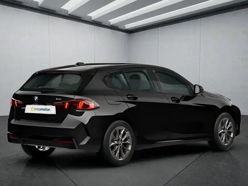 Neu BMW 120 170 PS (125 kW) 2026 Schwarz Kleinwagen