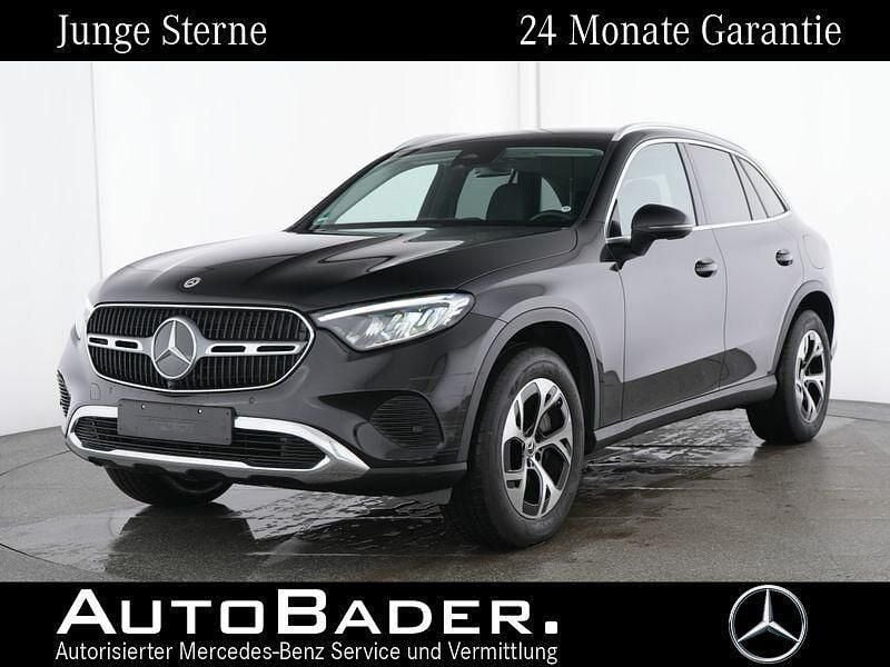 197 lack obsidianschwarz Gebraucht 2024 Mercedes GLC300e Advanced Plus SUV | 54.895 € (Guter Preis) - Bild 1/4