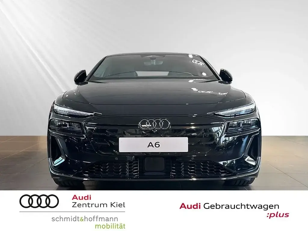 Neu Audi e-tron Performance 269 kW (367 PS) 2026 Schwarz SUV