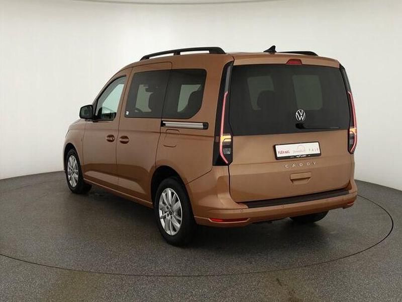 Gebraucht VW Caddy Life 114 PS (83 kW) 2021 Gold Van / Kleinbus
